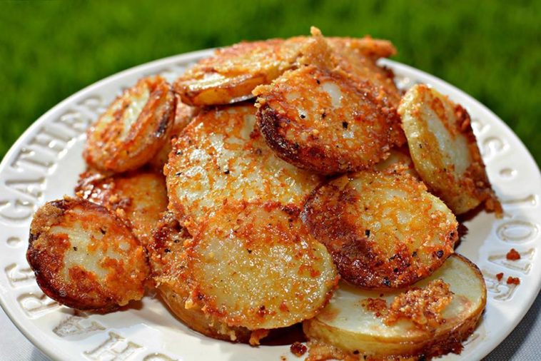 CRISPY CRUNCHY PARMESAN POTATOES